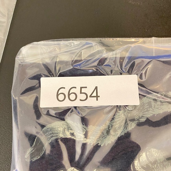 Uniqlo UT MFA Boston Tiger Shirt Mens XL Navy Blue Graphic Tee 457396 - Picture 8 of 8